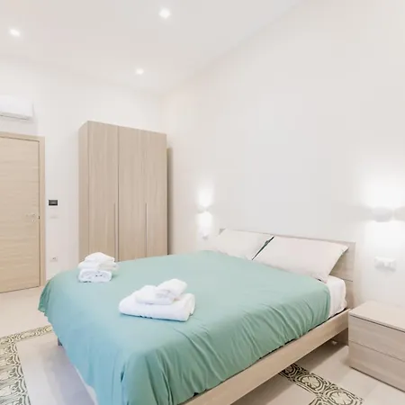 O' Munasterio E Santa Chiara 4*