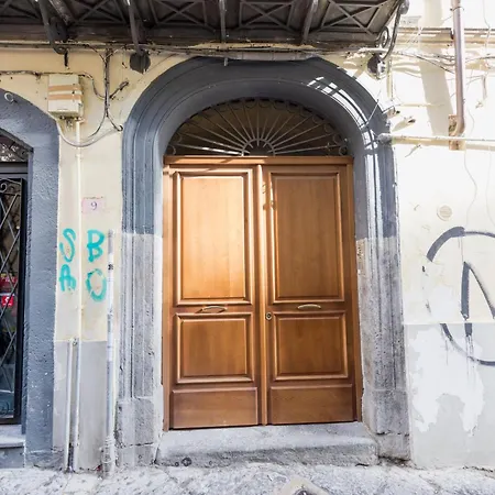 O' Munasterio E Santa Chiara Гостевой дом